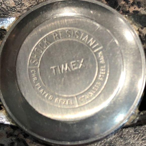 1940’s Timex Two Handed Mens Watch - Picture 3 of 10